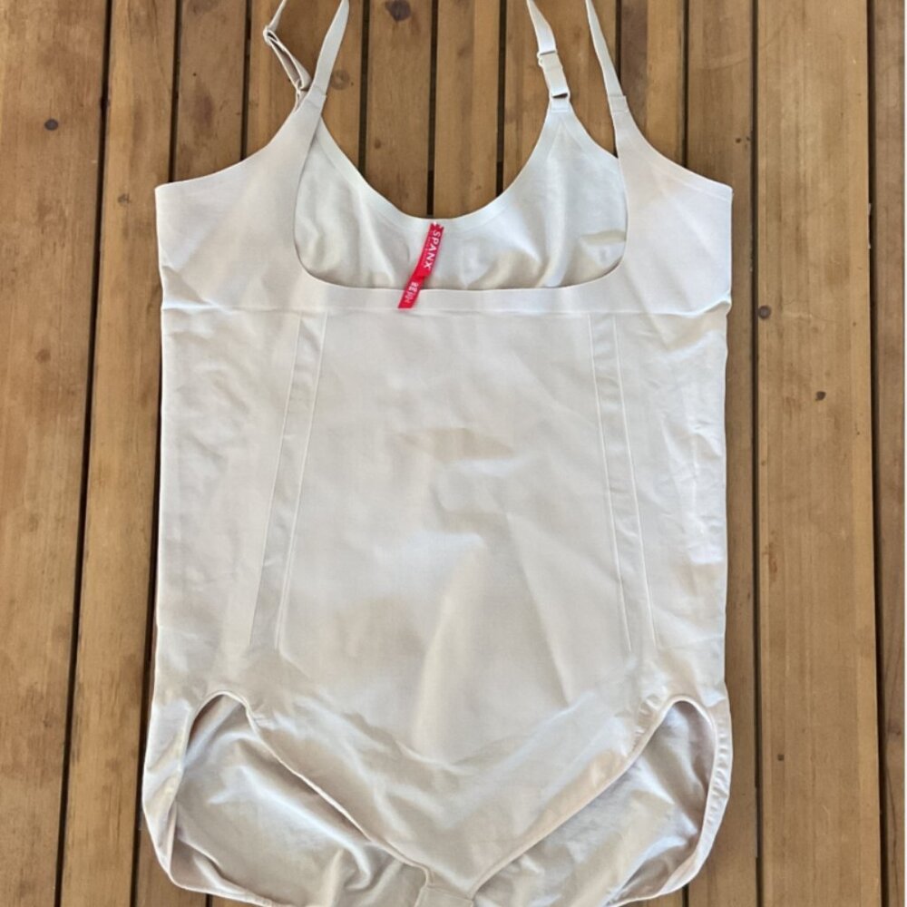 SPANXshape Open-Bust Invisible Bodysuit Beige Shapewear Size 3X | Tummy Slimming